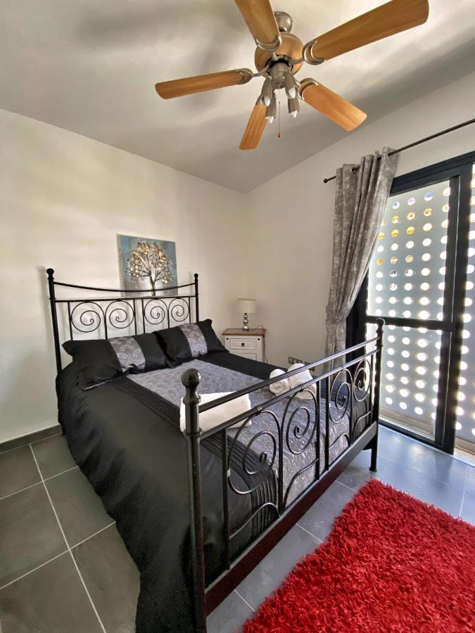 Апартаменты La Caleta Penthouse Costa Adeje Экстерьер фото